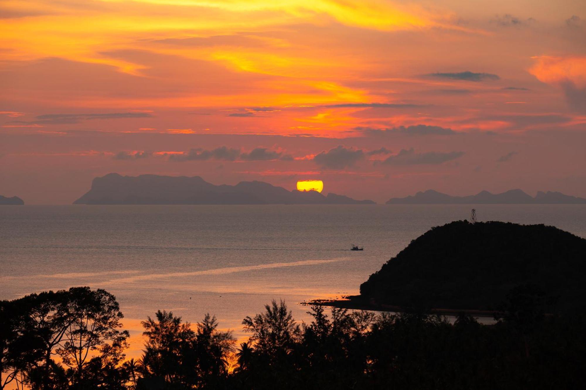 Villa Soma Samui 3 Bedroom Seaview Sunset Pool Villa Amphoe Koksamui Exterior photo